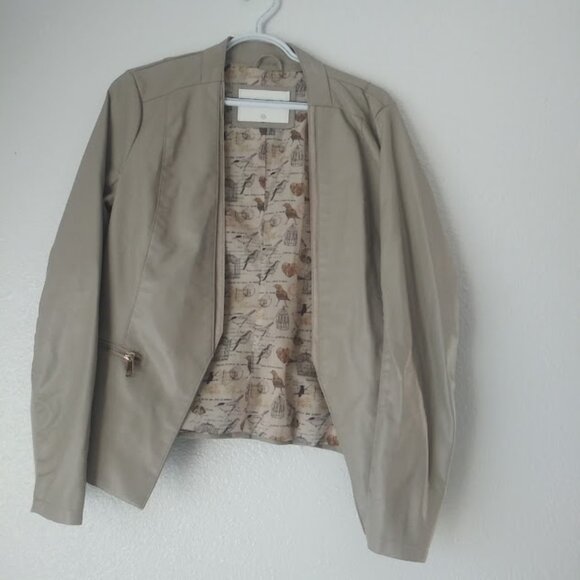 Cavalini women's size M beige faux leather jacket - Picture 1 of 15
